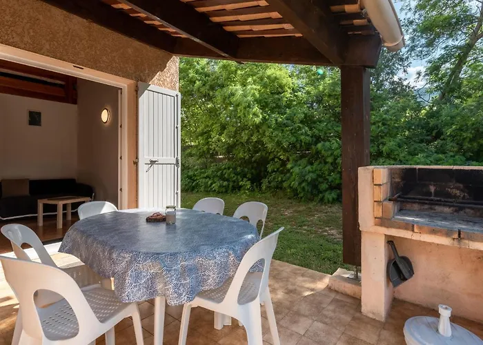 La Pinede- 6 Pers- By Interhome *